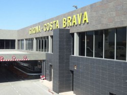 Аэропорт Жирона—Коста-Брава — международный аэропорт в северо-восточной Каталонии (Испания) в 12 км от города Жирона.