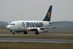 Авиакомпания Ryanair летом 2013 года планирует запустить маршрут между городами Санкт-Петербург и Дублин. А  авиакомпания EasyJet  соеденить  Москву с Манчестером и Лондоном. 